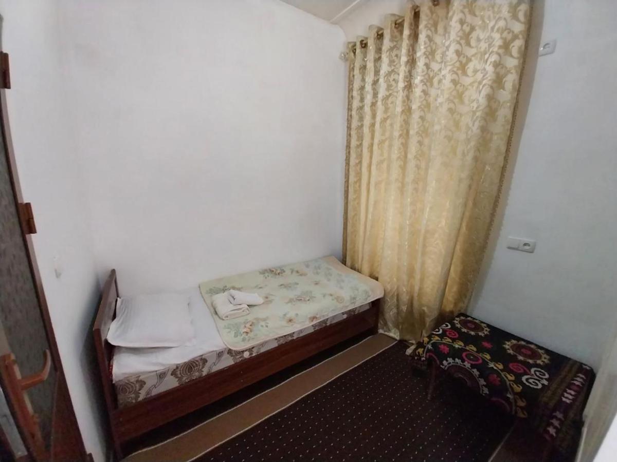 Fayz Guest House Samarcanda Habitación foto